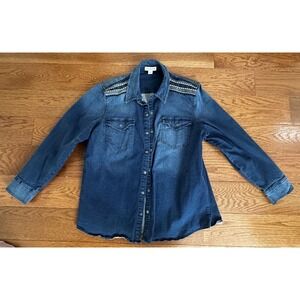 Coldwater Creek Women's Denim Shirt Medium Southwestern Snap Embroidered